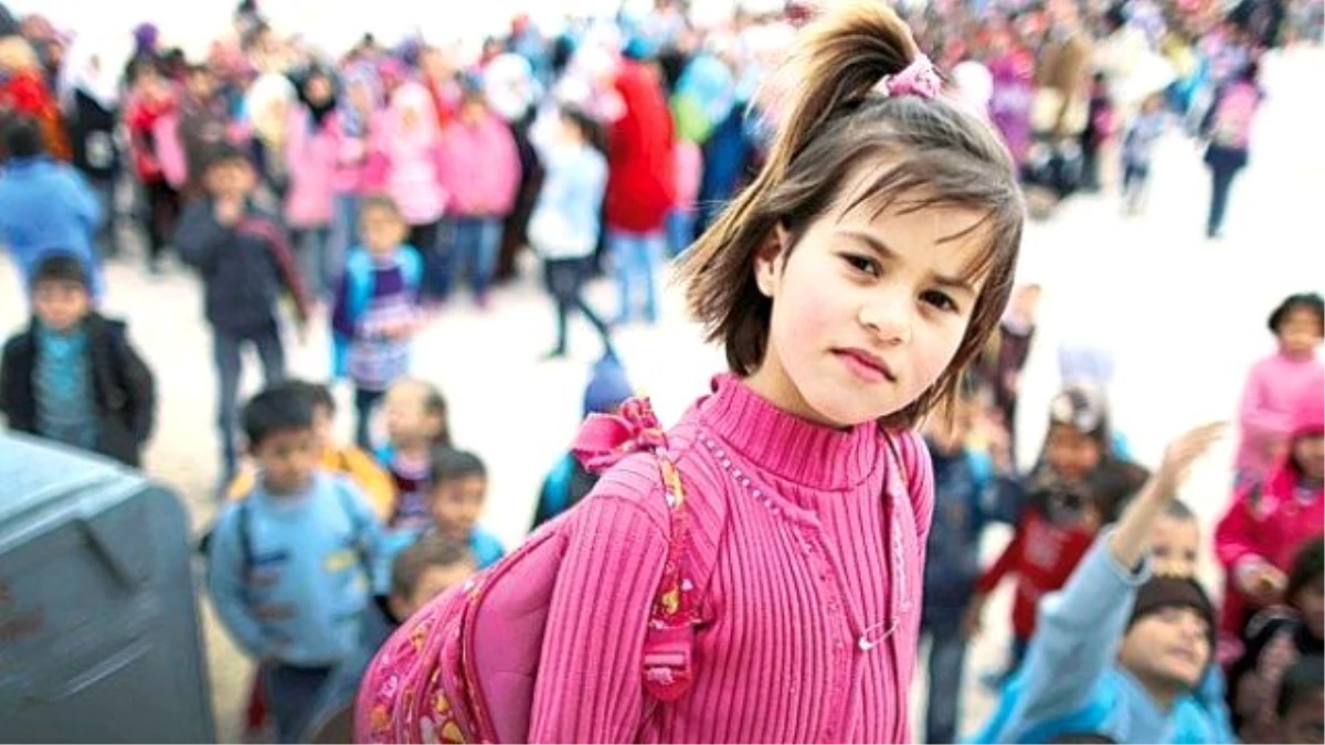 UNICEF\'ten Suriyeli Kız Çocuklarına Sosyal Eğitim