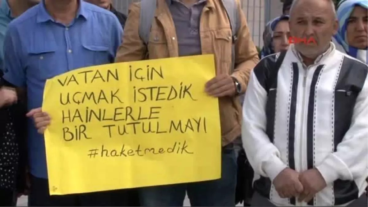 Tutuklanan Askeri Okul Öğrencilerinin Yakınları Açıklama Yaptı