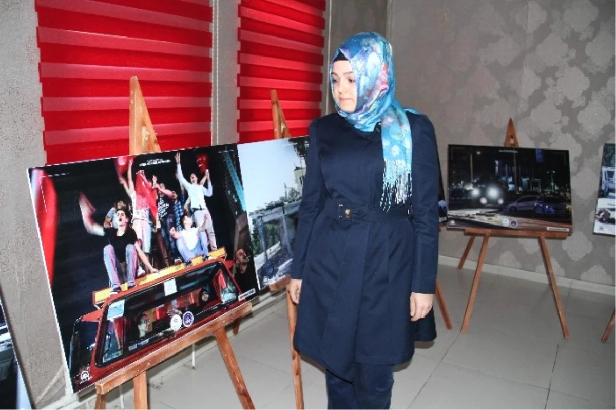 Yozgat Kyk Yurdunda Açılan 15 Temmuz Milli İrade Fotoğraf Sergisi Yoğun İlgi Gördü