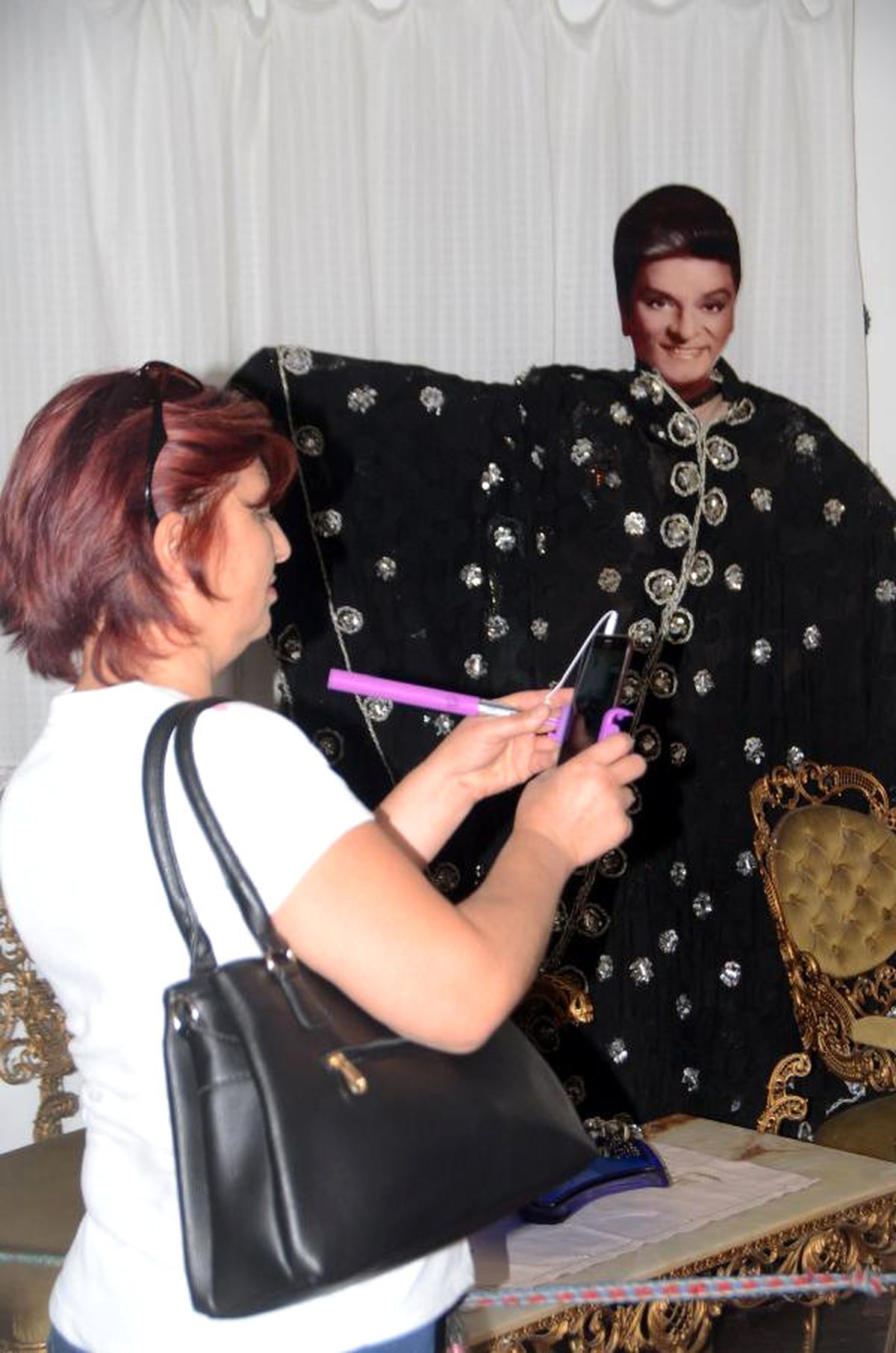 Zeki Müren İçin Bodrum\'daki Müze Evinde Mevlit Okutuldu