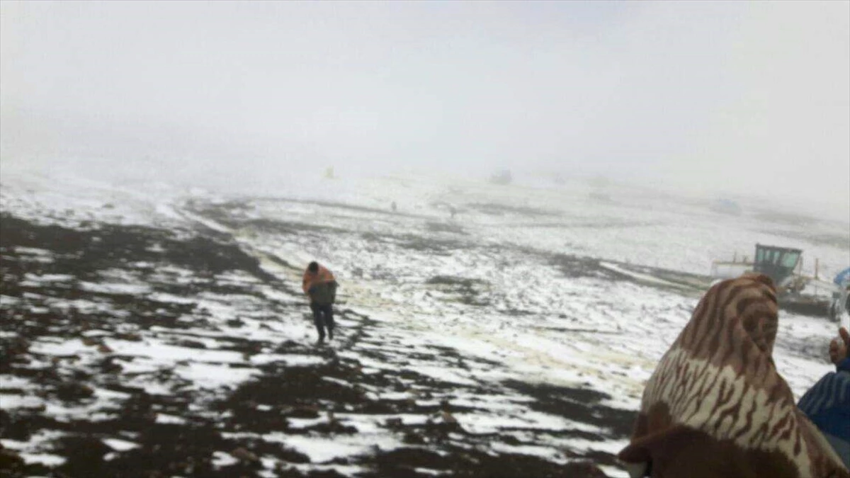 Ardahan\'daki Kar Yağışı