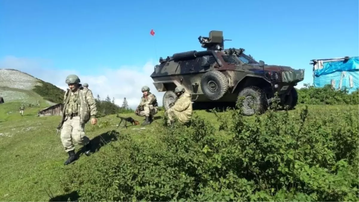 Gümüşhane\'de PKK ile Sıcak Temas! Çatışma Çıktı