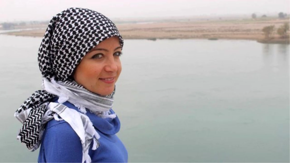 İngiltere Suriyeli Gazetecinin Pasaportuna El Koydu