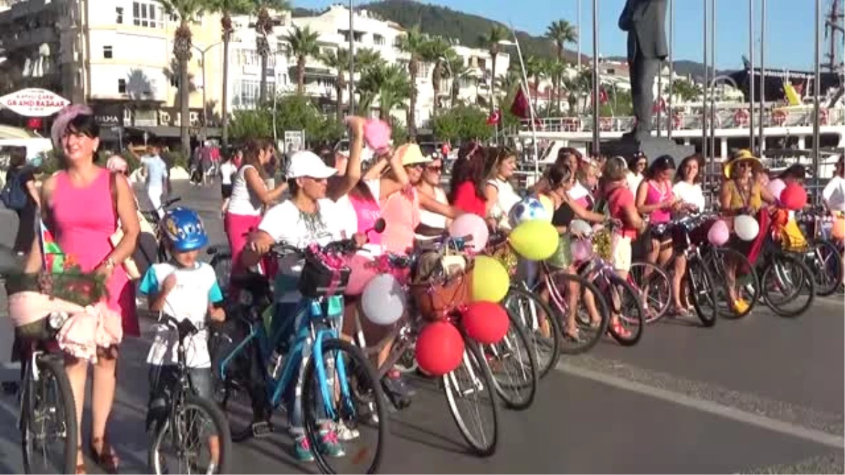 Süslü Kadınlar Bisiklet Turu"