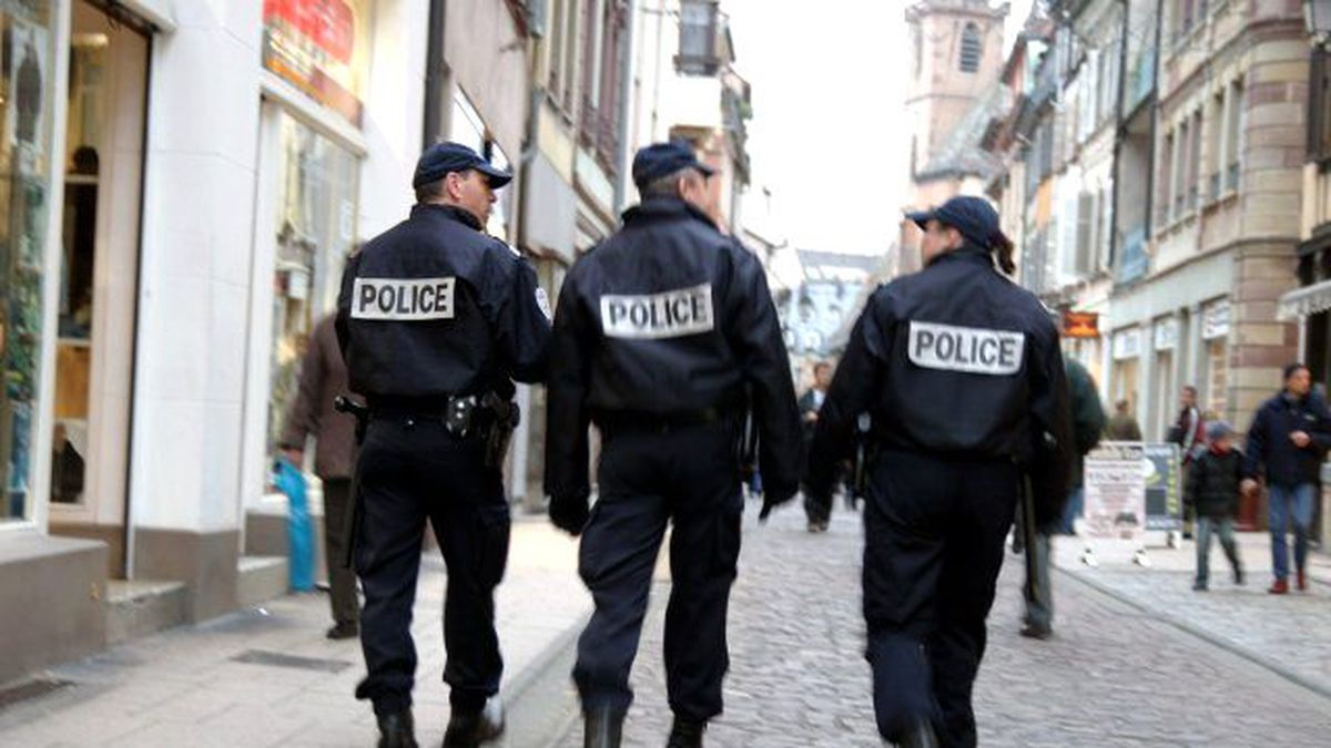 Ukrayna\'da 2 Devriye Polisi Öldürüldü
