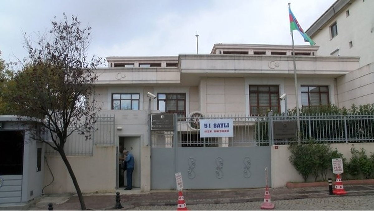 Azerbaycan Başkonsolosluğu\'nda Referandum Heyecanı
