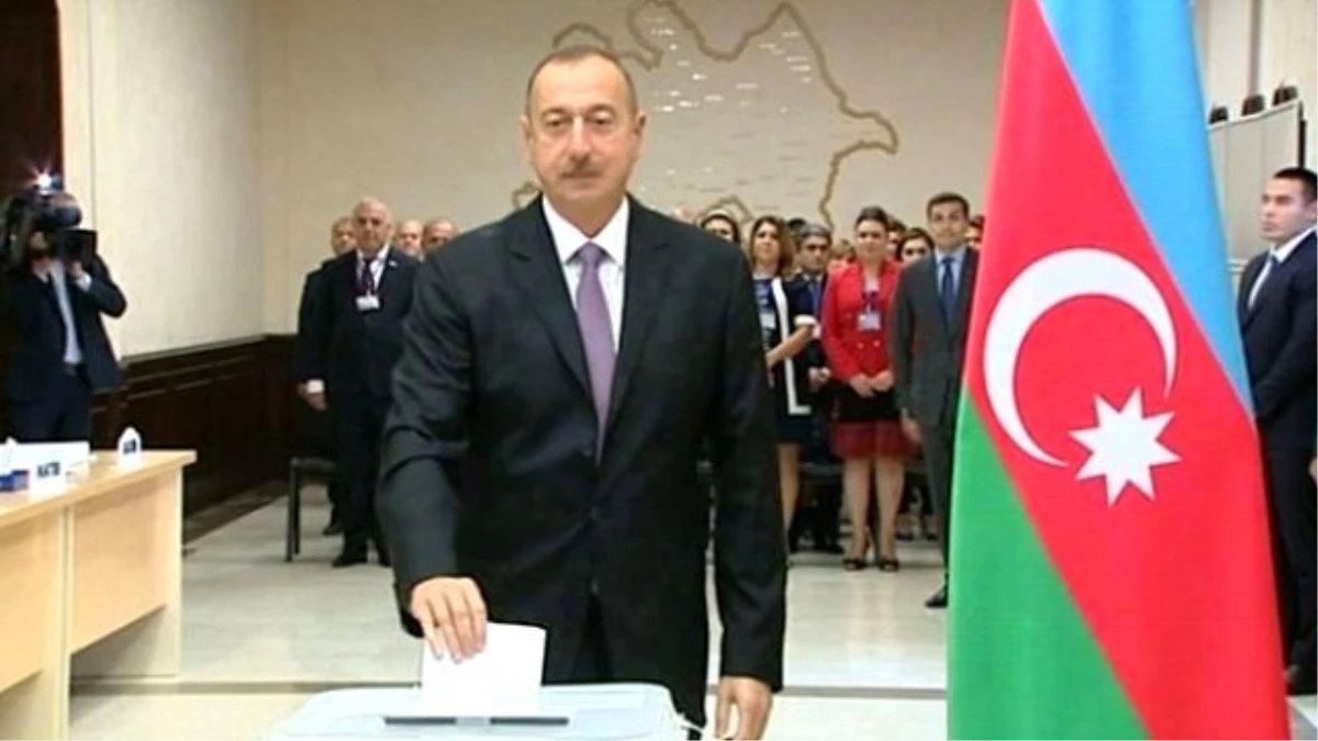 Azerbaycan\'da Anayasa Değişikliği Referandumu