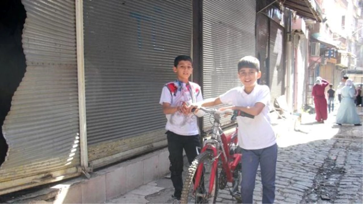 Diyarbakır\'daki Sokağa Çıkma Yasağı