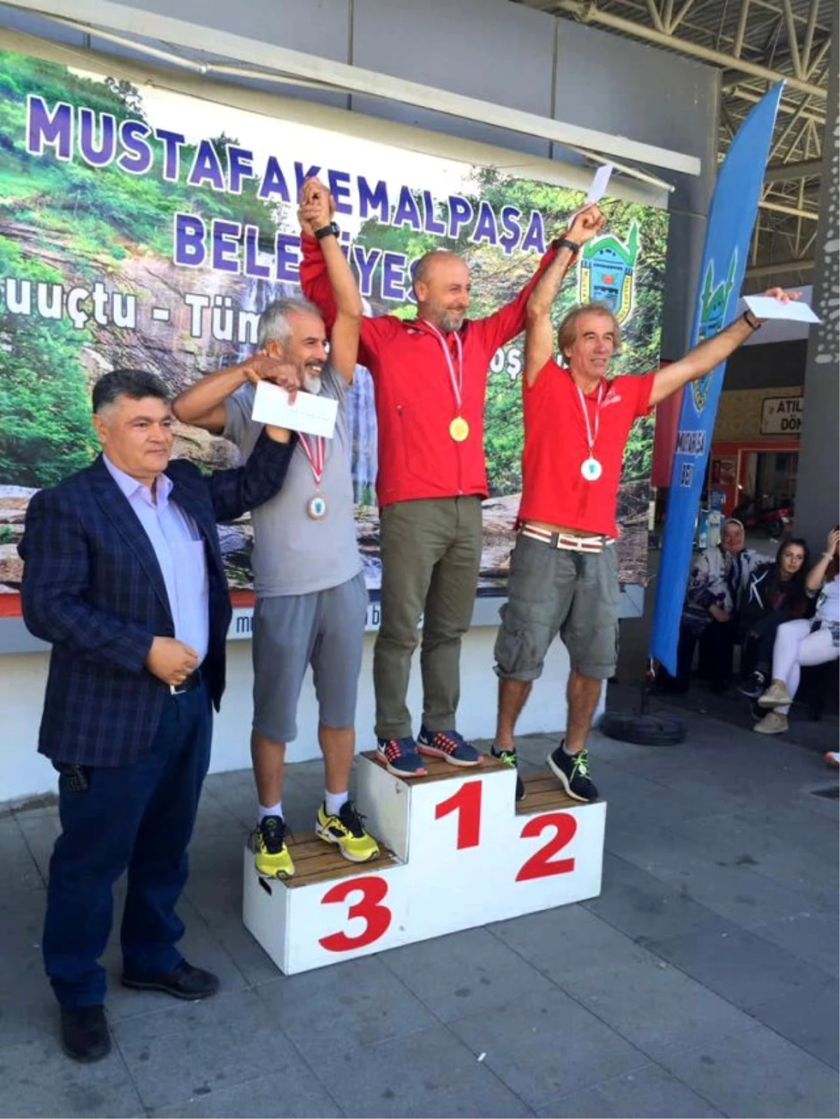 Eker I Run Team Kemalpaşa\'da Uçtu