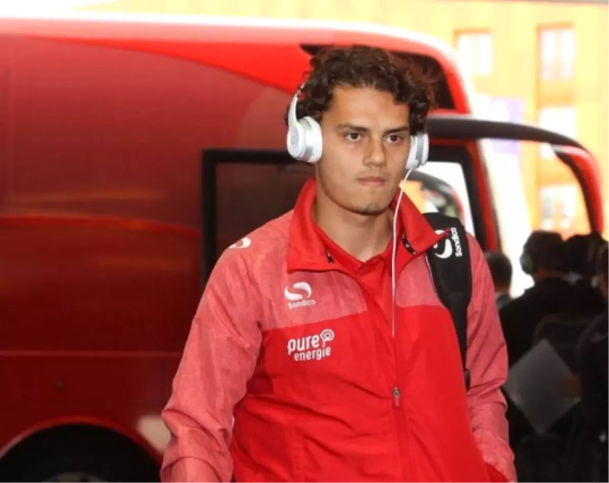 Enes Ünal Gole Doymuyor