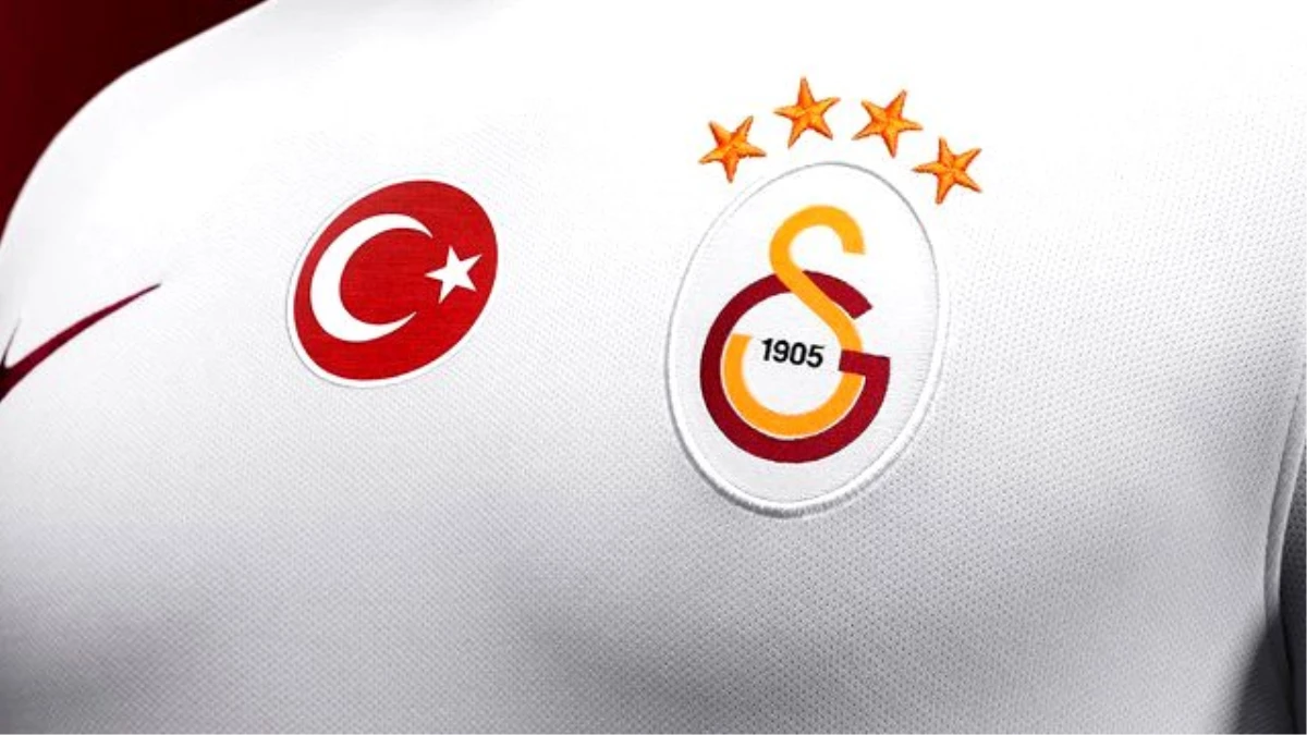 Galatasaray U21 Takımının Şoförüne İdari Kart Çıkarıp Yedek Kulübesine Aldılar