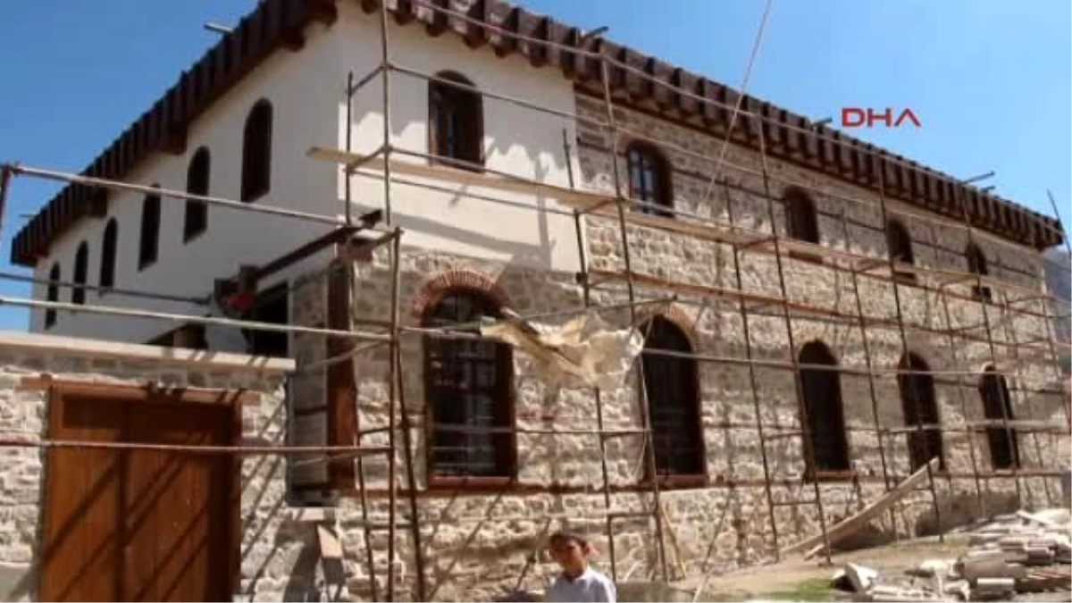 Isparta Osmanlı\'dan Kalma Tarihi Cami Restore Ediliyor