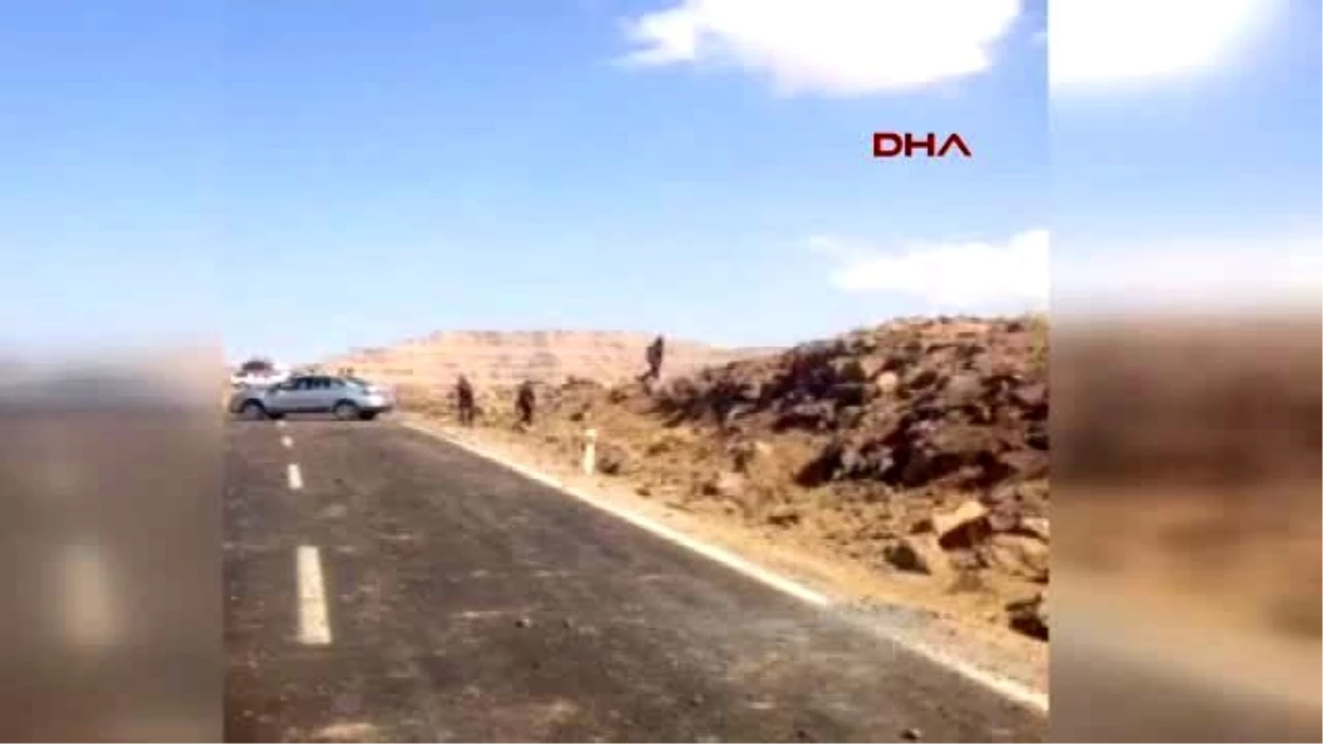 Mardin Derik\'te Yola Döşenen Patlayıcı İnfilak Ettirildi 2\'si Ağır 8 Asker Yaralandı