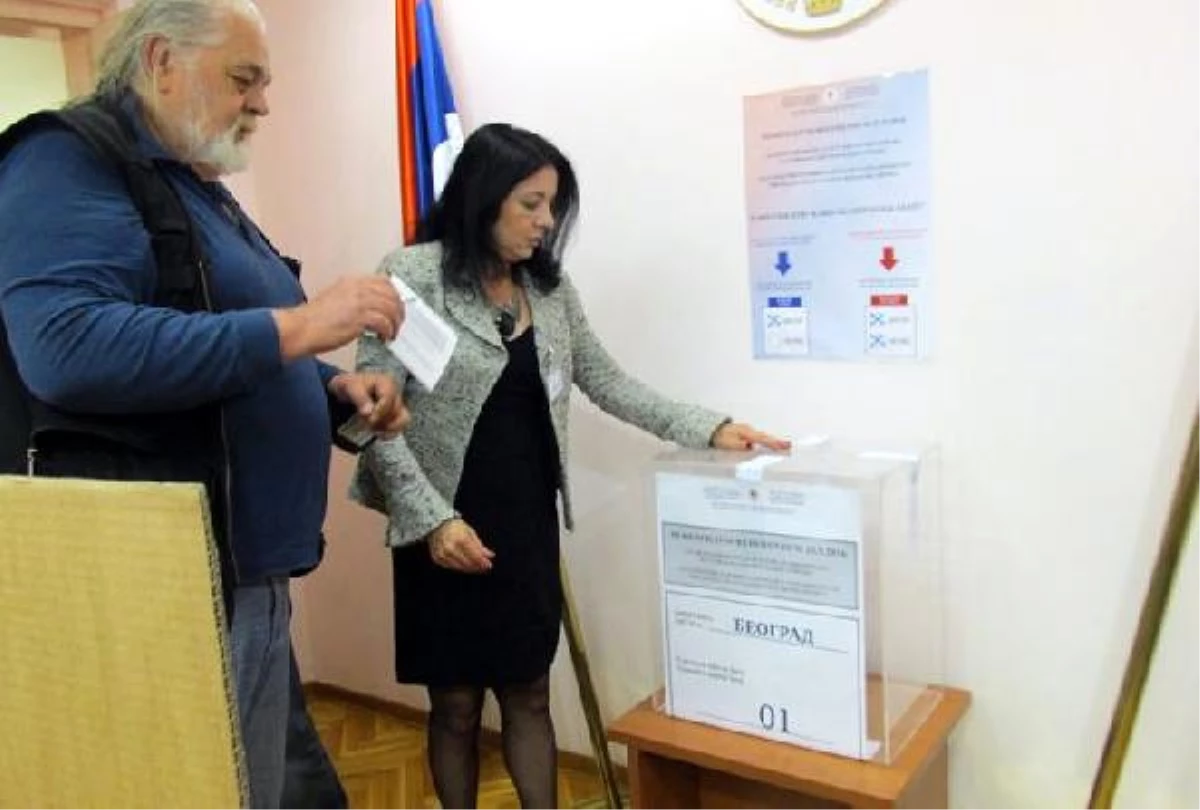 Sırp Cumhuriyet Günü Referandumundan "Evet" Sonucu Çıktı