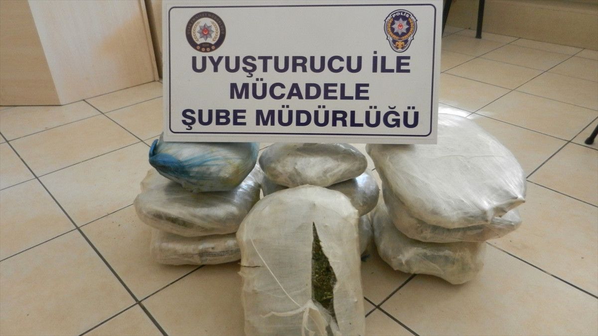Uşak\'ta Uyuşturucu Operasyonu