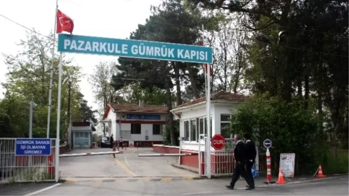 Sınır Kapısı Geçim Kaynağı Oldu