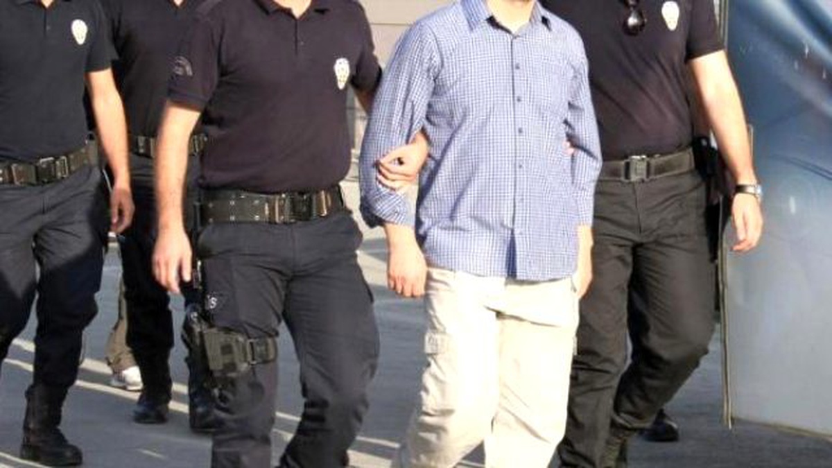 9 İlde Fetö Operasyonu: 20 Gözaltı