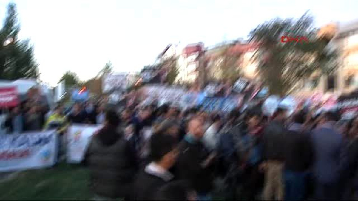 AK Parti Gençlik Kolları\'ndan Suriye Protestosu