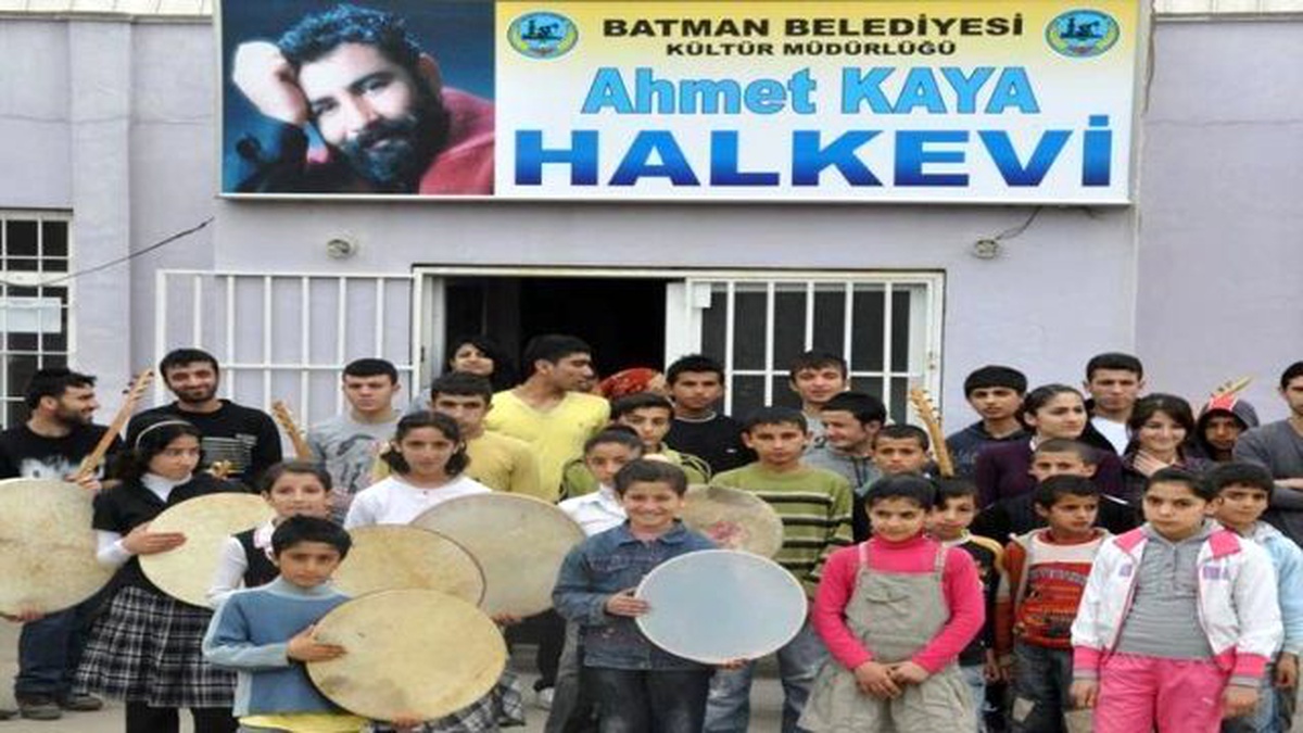 Belediye Bünyesindeki Halkevleri Kapatıldı