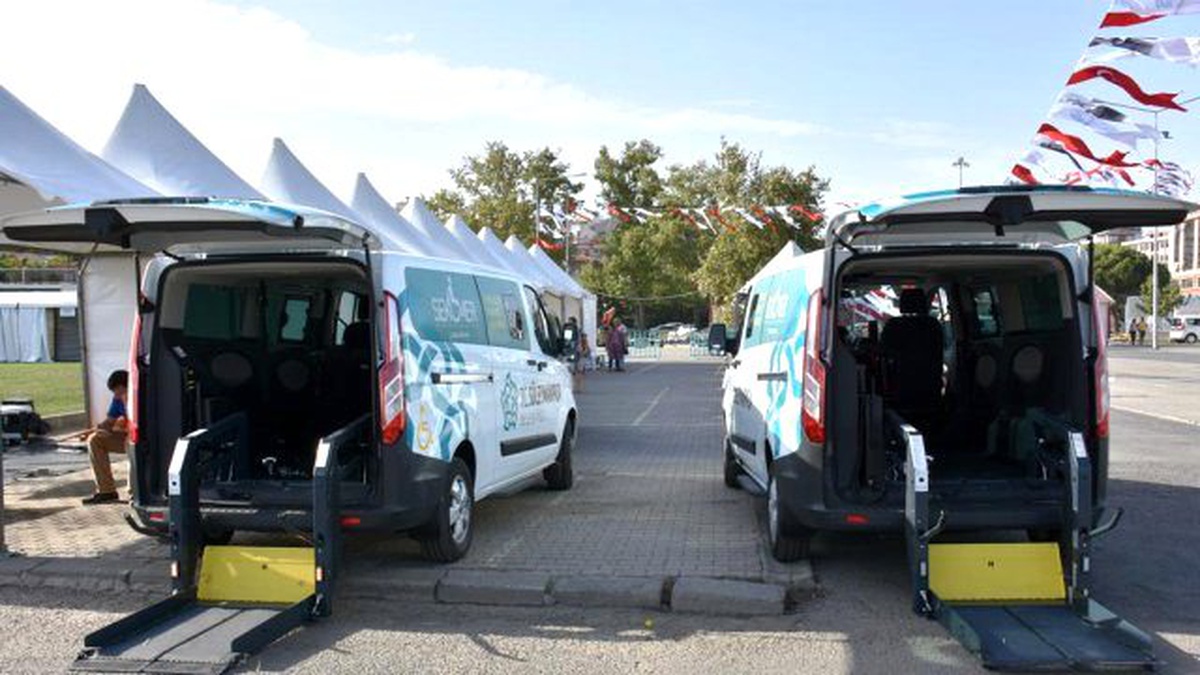 Çekmeköy Belediyesi, Engelsiz Araçlarına Yenilerini Ekledi