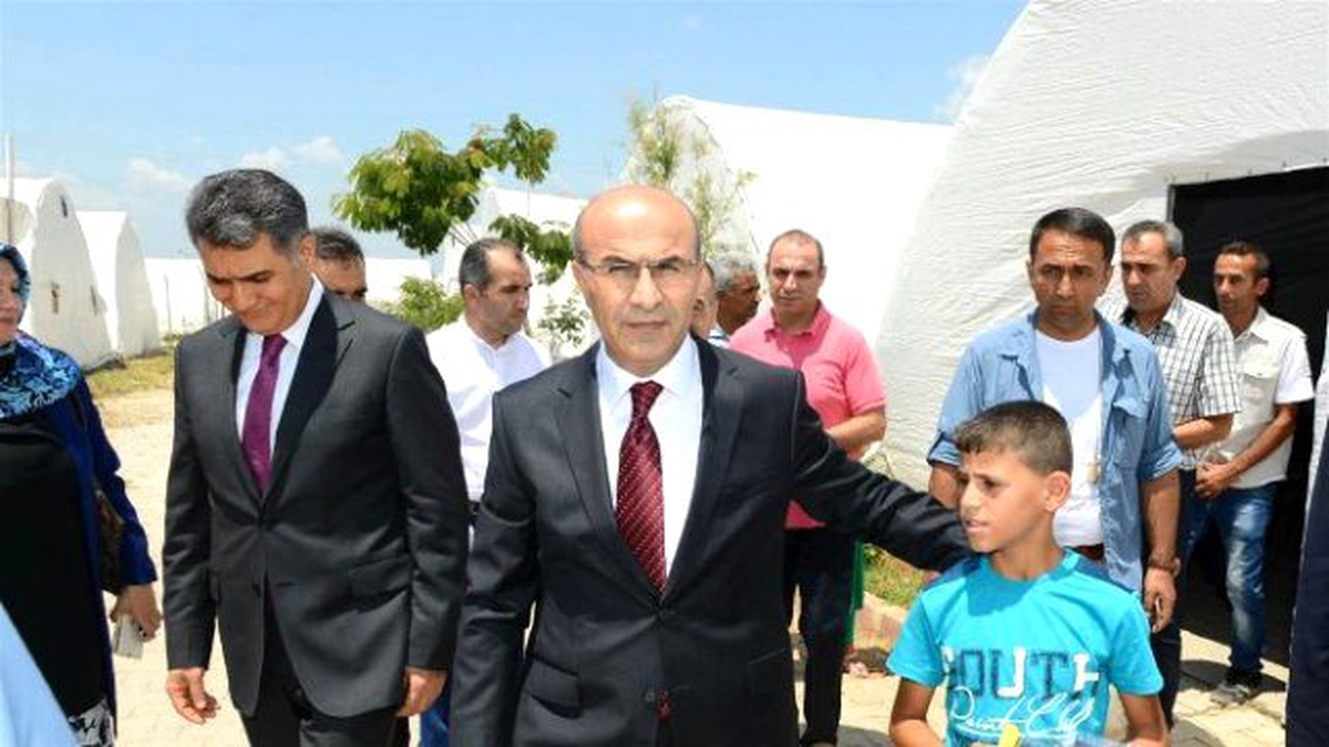 Darbe Girişiminde Şehit Düşen Polisin Doğum Yapan Eşine Ziyaret