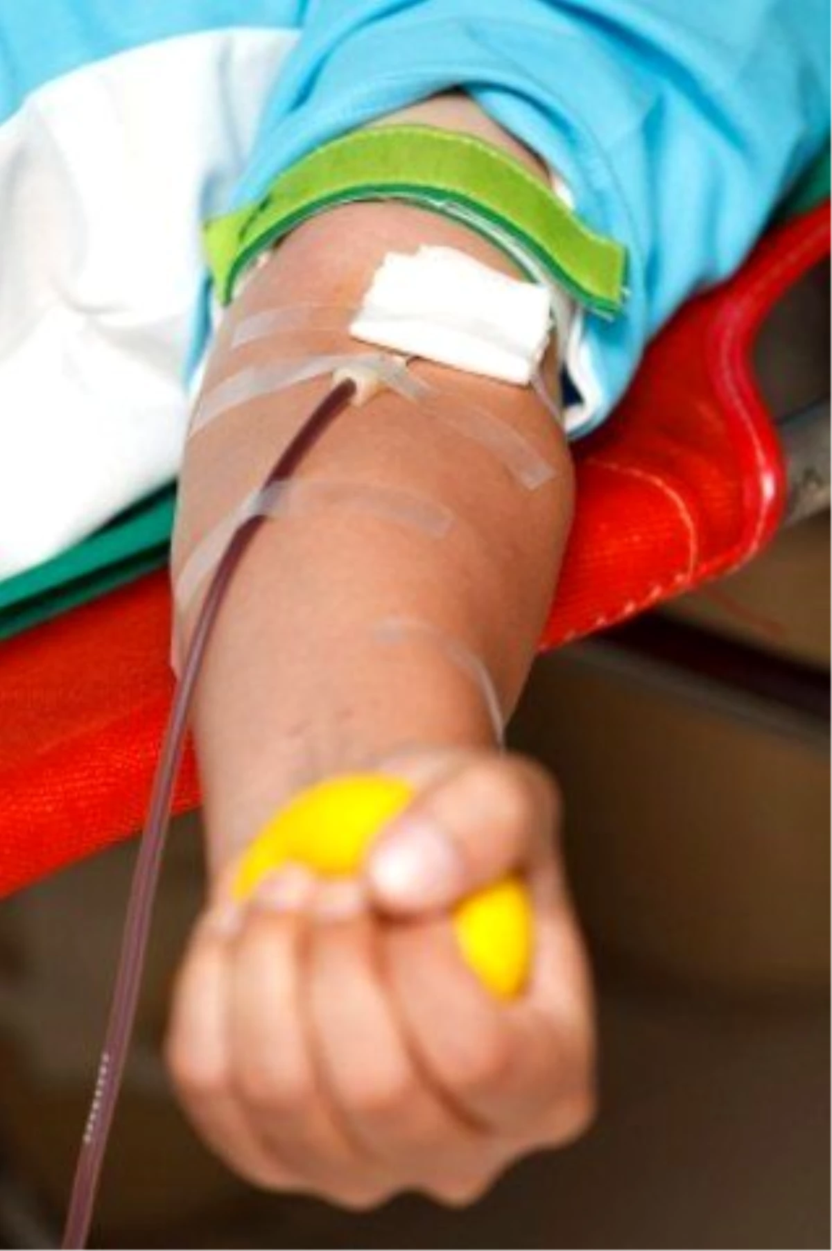 Mamak Belediyesi\'nden Kızılay\'a Kan Bağışı