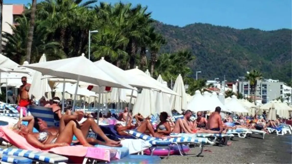 Marmaris 33 Derece, Tatilciler Plajlarda