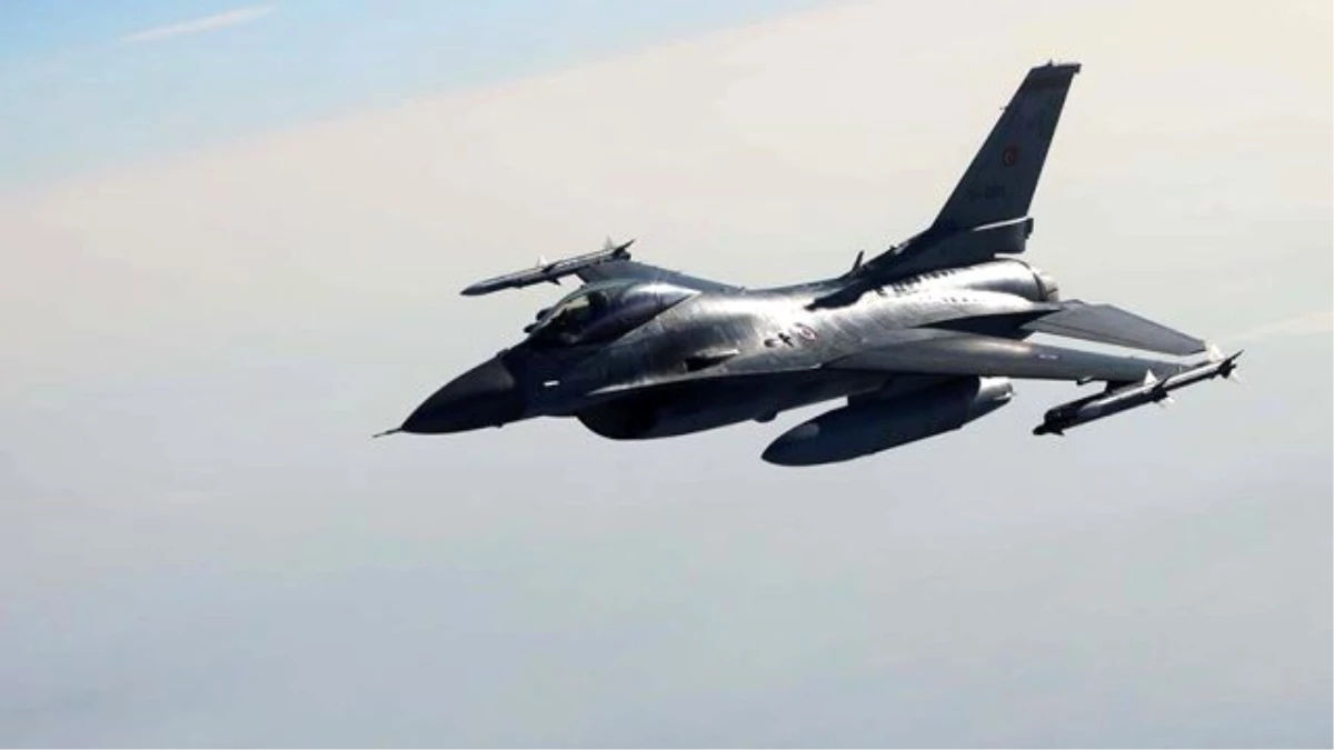 Muş Kırsalındaki Bomba Yüklü Araç, F-16\'larla İmha Edildi