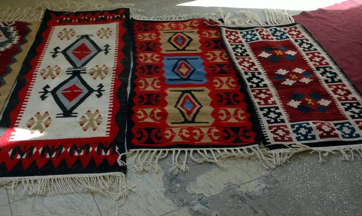 Saraykent\'te Yöresel Kilim Dokuma Kursu