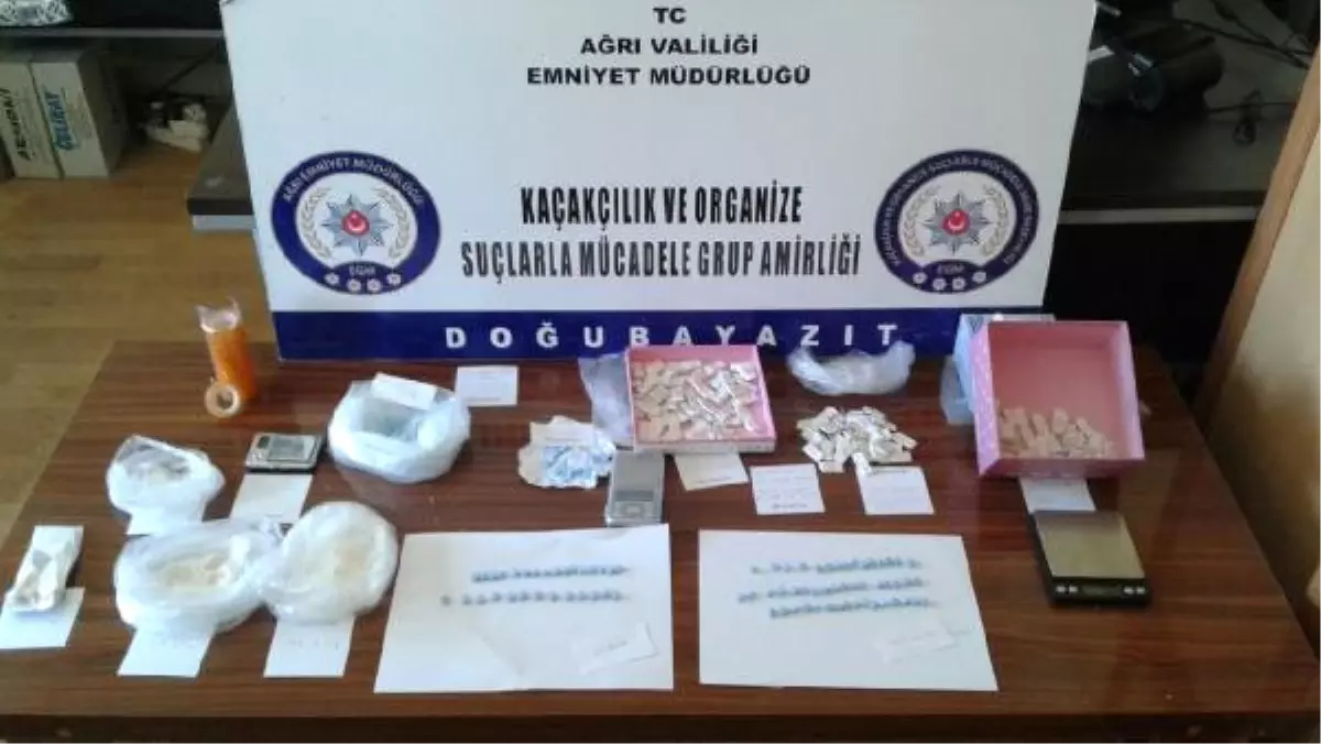 Ağrı\'da 3 Uyuşturucu Şüphelisi Yakalandı