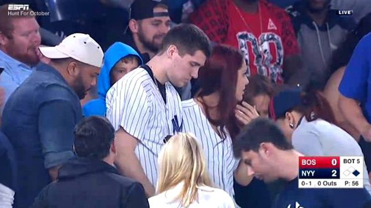 Evlilik Teklifine Hazırlanan Taraftar, Yüzüğü Kaybetti