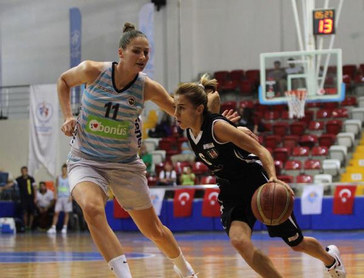 Fenerbahçe- Beşiktaş: 77- 62 (Özgecan Turnuvası)