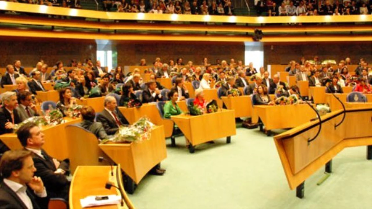 Hollanda Meclisi, Ankara\'ya Yapılan AB Yardımlarının Dondurulmasını İstedi