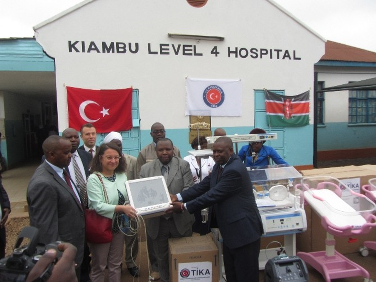 Kenya\'da Kiambu Eyaleti Bölge Devlet Hastanesine Tıbbi Ekipman Desteği