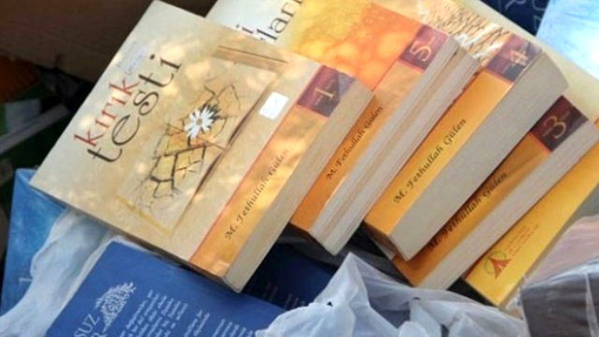 Siirt\'te Kütüphaneler Fetö Yayınlarından Arındırıldı