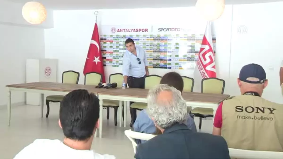 Antalyaspor\'da Eto\'o Affedildi