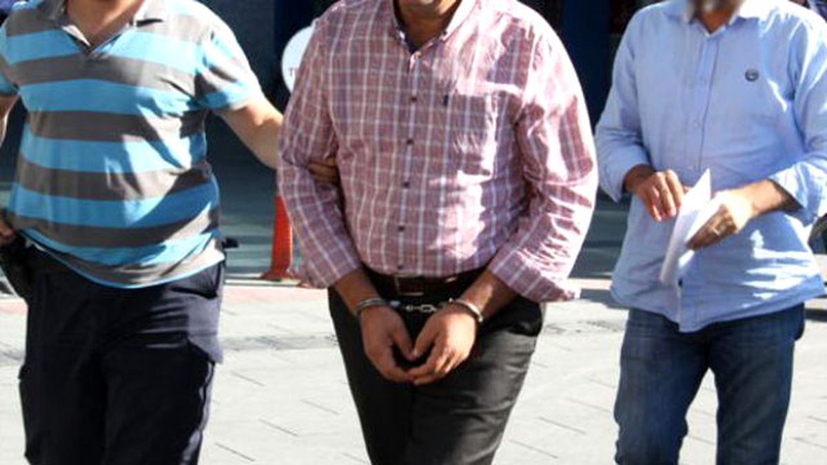 Balıkesir\'de 24 Kişi Fetö\'den Tutuklandı