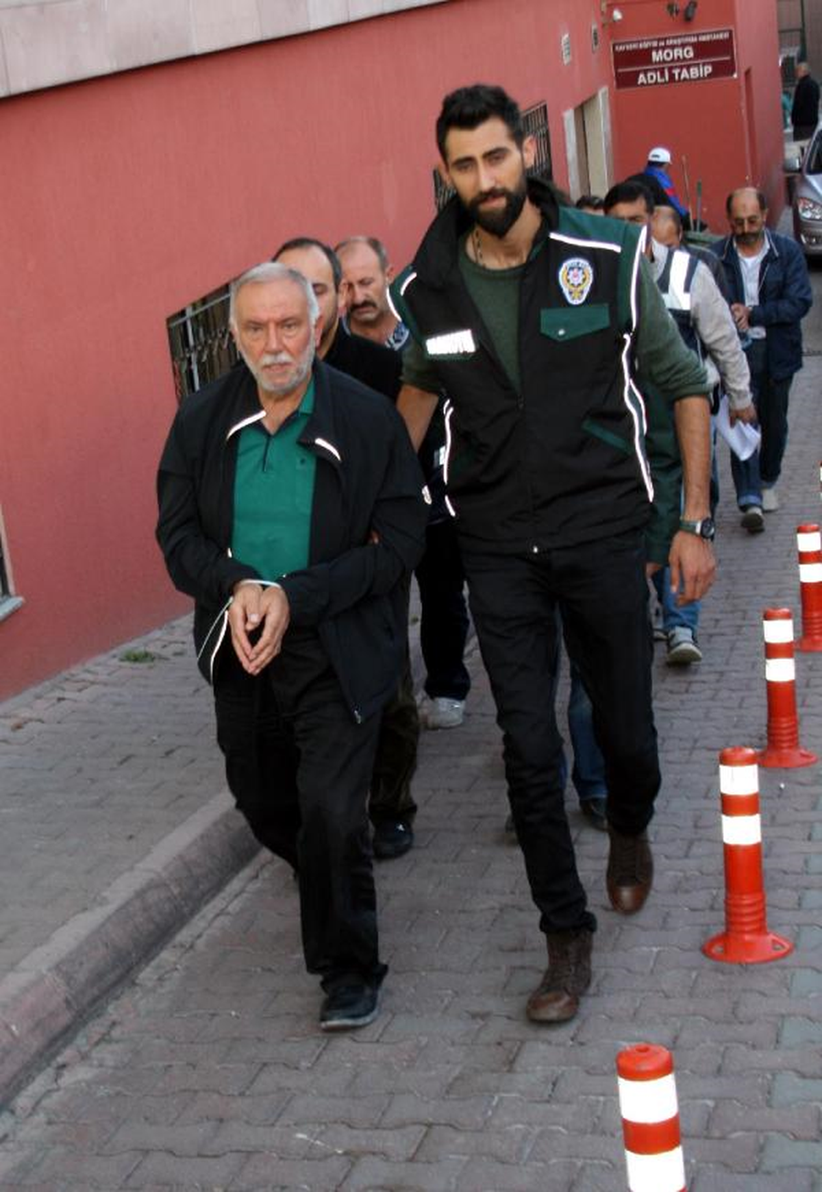 Gözaltına Alınan 15 Dernek Üyesi Adliyeye Gönderildi