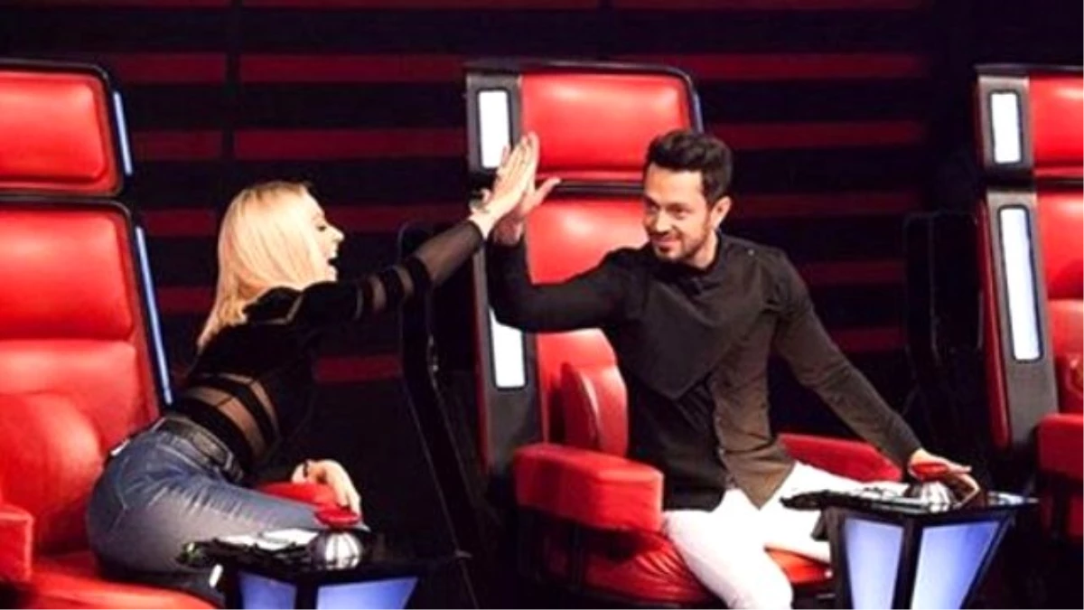 Hadise ve Murat Boz Ders Kitabına Girdi