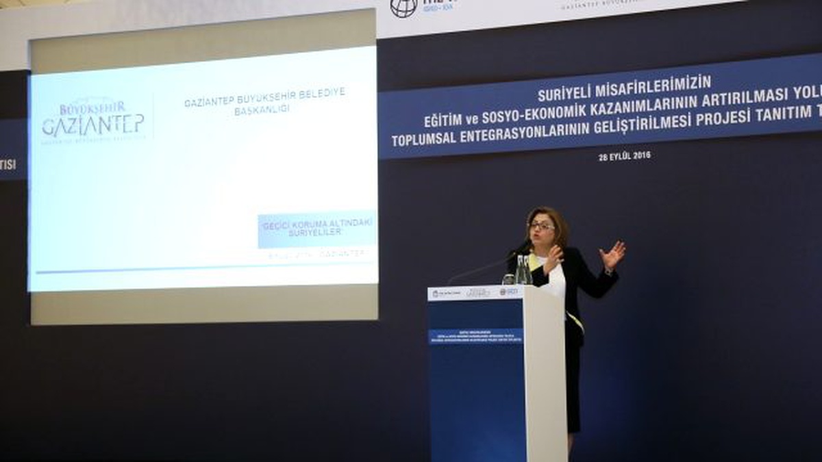 Suriyeliler\'in Topluma Uyumunun Sağlanması