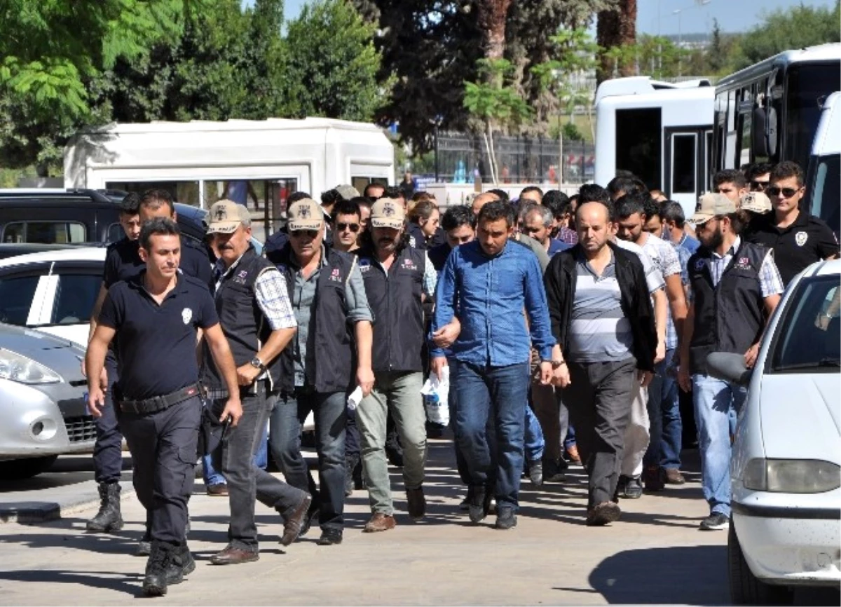 Antalya\'da Fetö Soruşturmasında 13 Kişi Tutuklandı