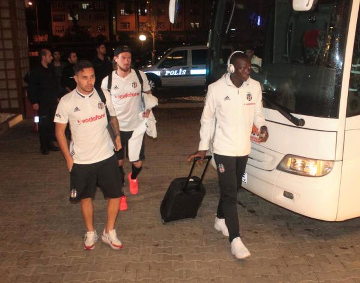 Beşiktaş Trabzon\'a Geldi (2)