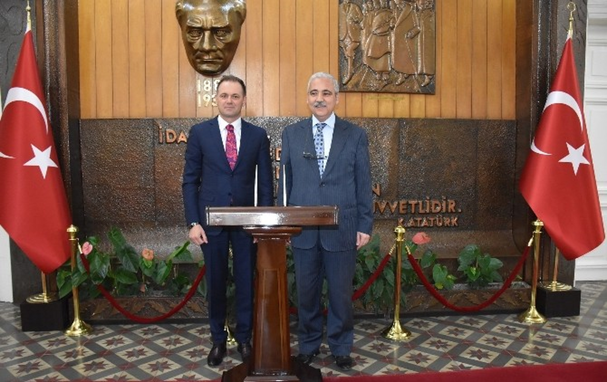 Büyükelçi Gazheli Vali Güvençer\'i Ziyaret Etti