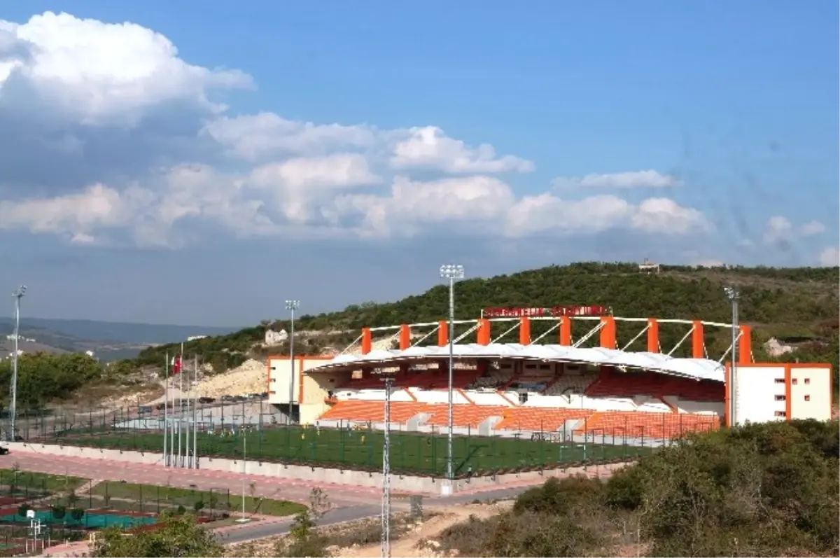 Cephanelik Stadı Yeni Sezona Hazır