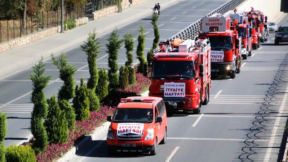 Elazığ İtfaiyesi Kutlama Etkinliklerine Devam Ediyor