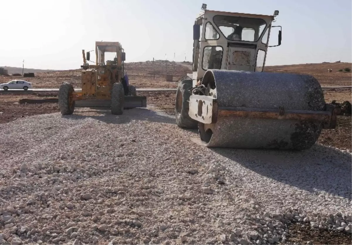 Haliliye Belediyesi\'nden Kırsal Mahallelerde Yol Yapım Çalışması