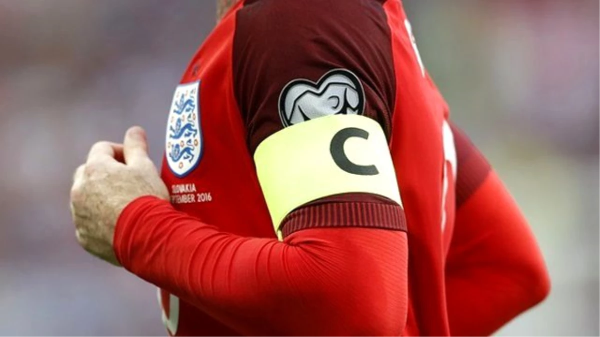 İngiltere, Sam Allardyce'ın Sözlerinin Yer Aldığı 4000 Tişörtü Çöpe Atacak