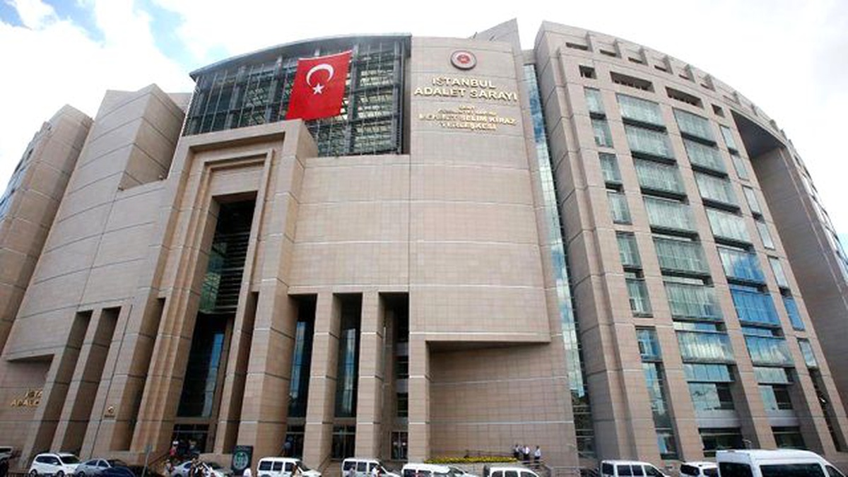 İstanbul\'daki 3 Adliyede Fetö Operasyonu