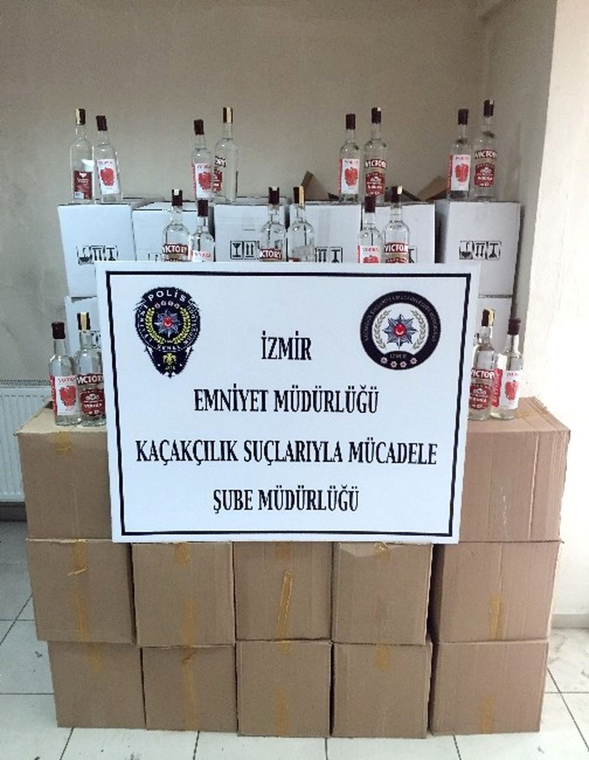 Sahte İçkiye Polis Baskını