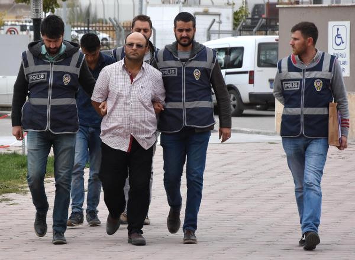 Sivas\'ta Telefon Dolandırıcıları Suçüstü Yakalandı